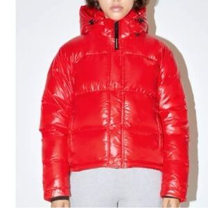 Aritzia Super Puff Shorty puffer jacket